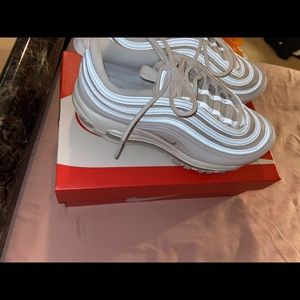 white Nike air max 90 GS, size 7 women